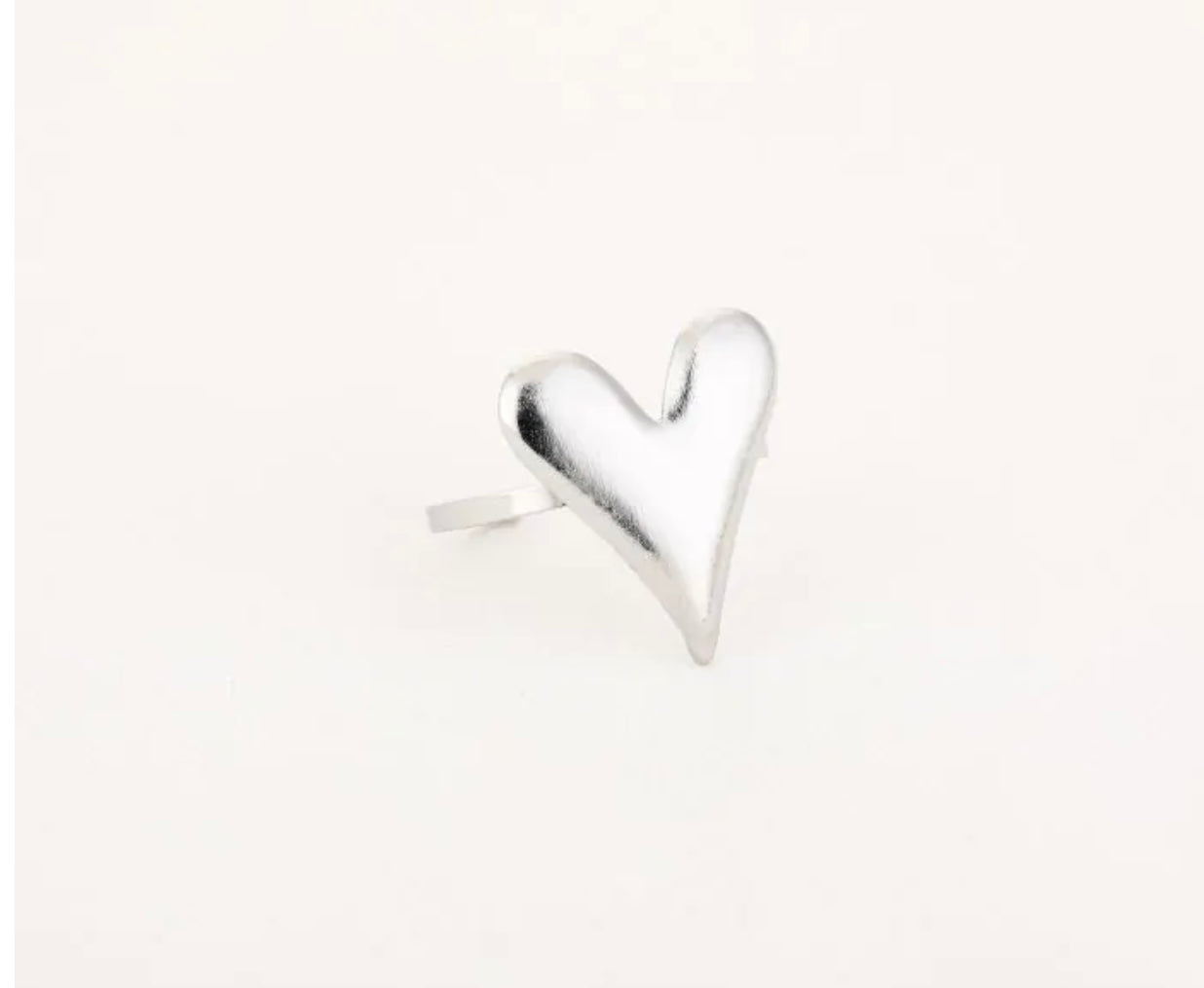 Heart ring