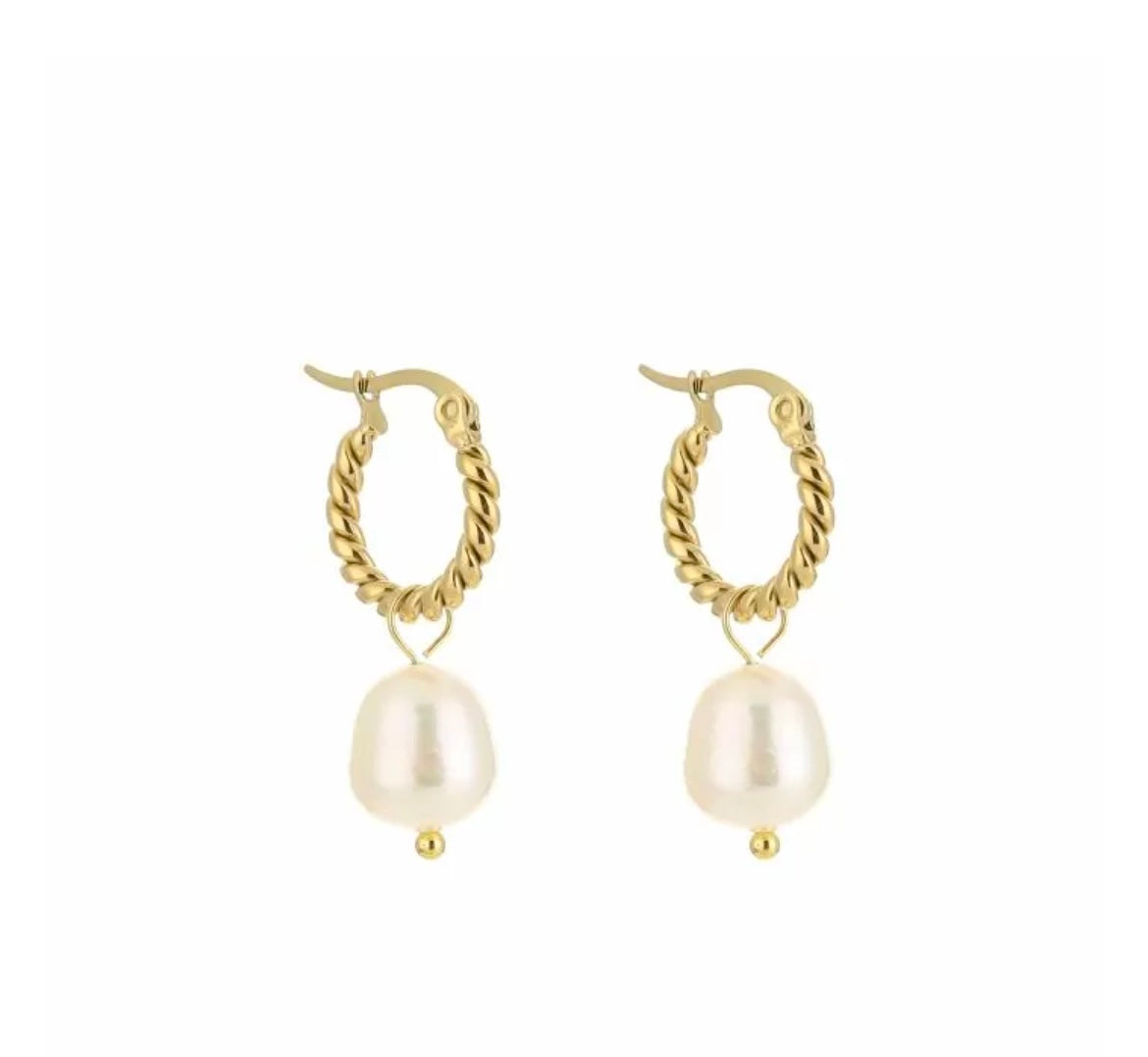 Parel earrings