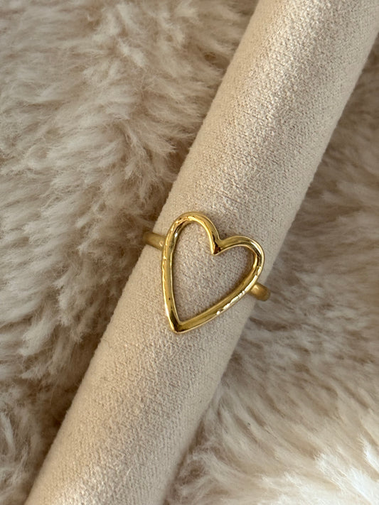 Open heart ring
