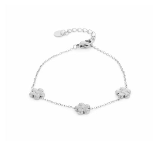 Flower bracelet