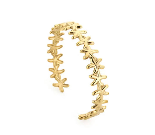 Sea star bangle