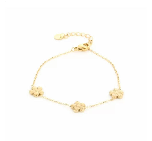 Flower bracelet