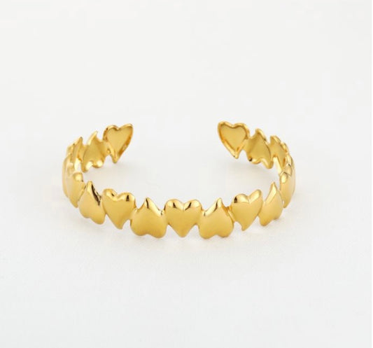Heart bangle