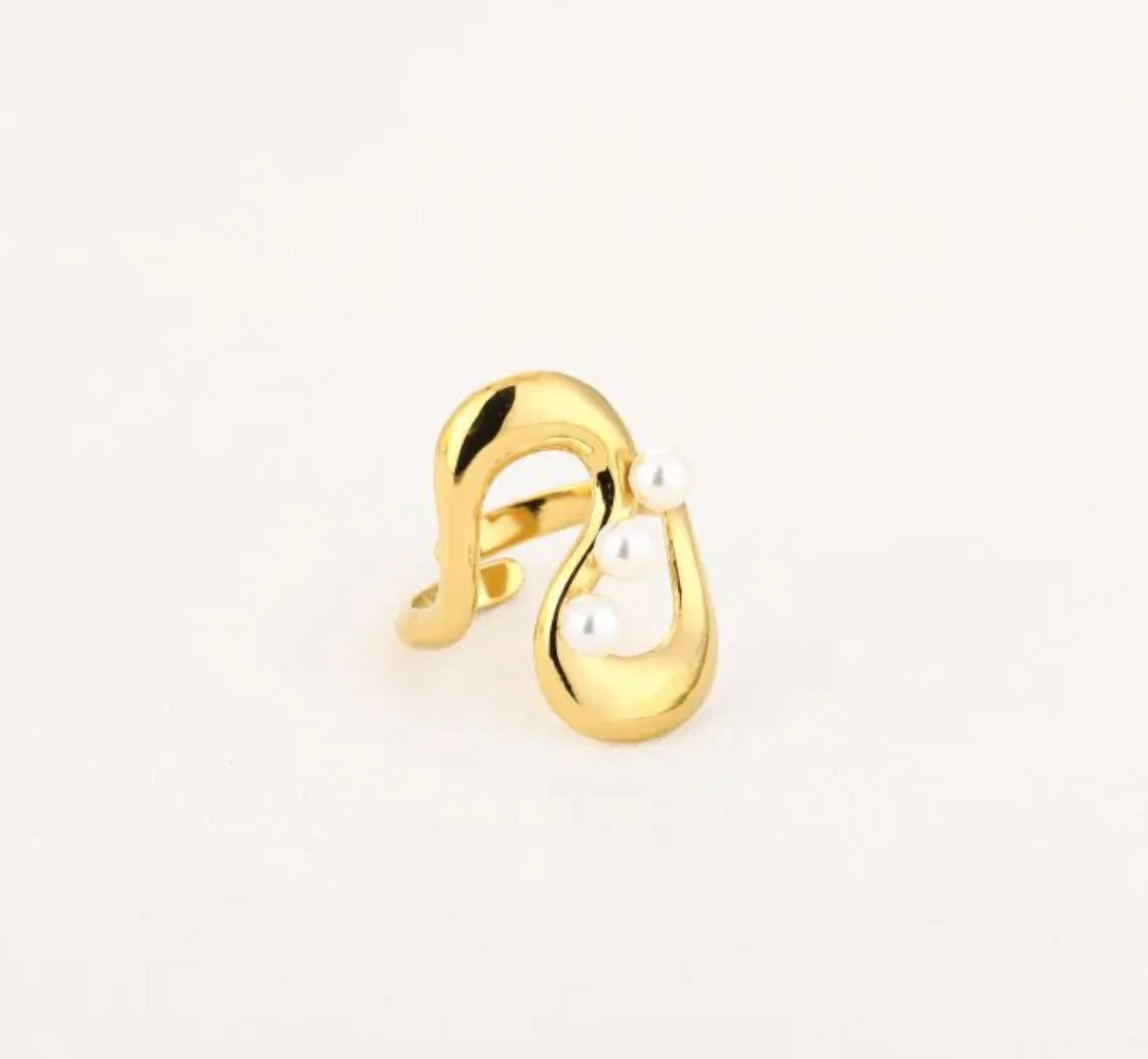 Nora ring