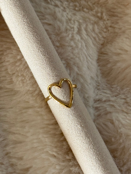 Open heart ring